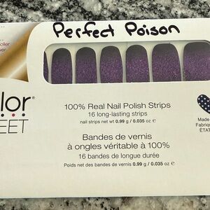 Color Street Perfect Poison Nail Polish Strips